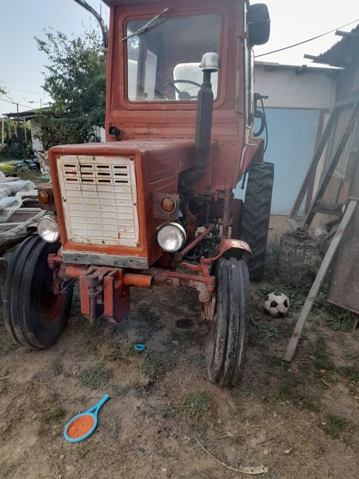 Продам трактор Т25
