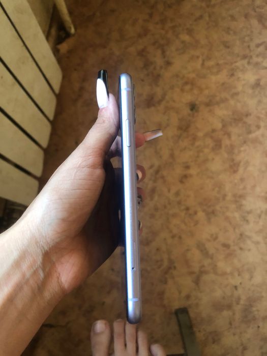 iPhone 11 с гарантией