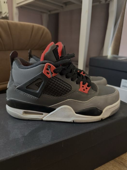 унисекс обувки jordan 4 сиви