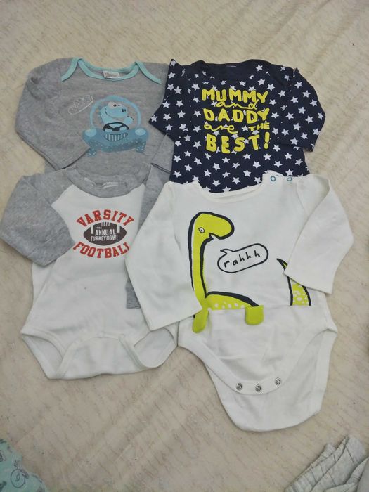 Детские вещи до полтора года