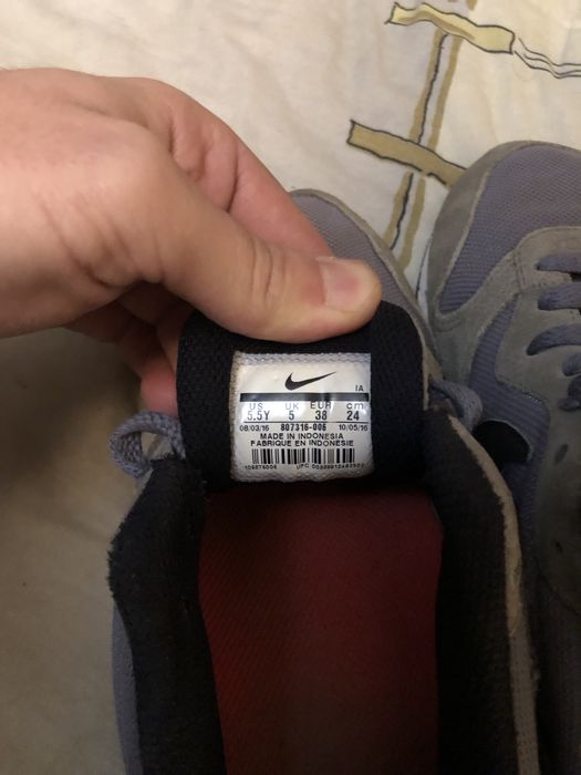 Nike маратонки нови