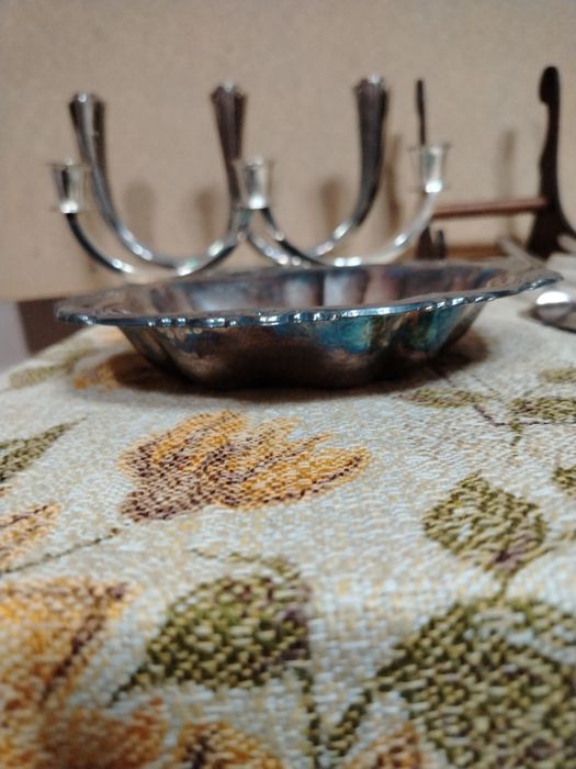 Лот посребрени предмети