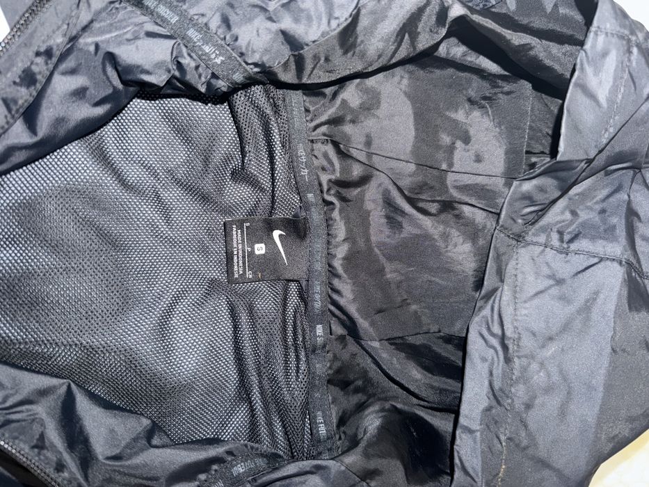 Оригинално яке Nike
