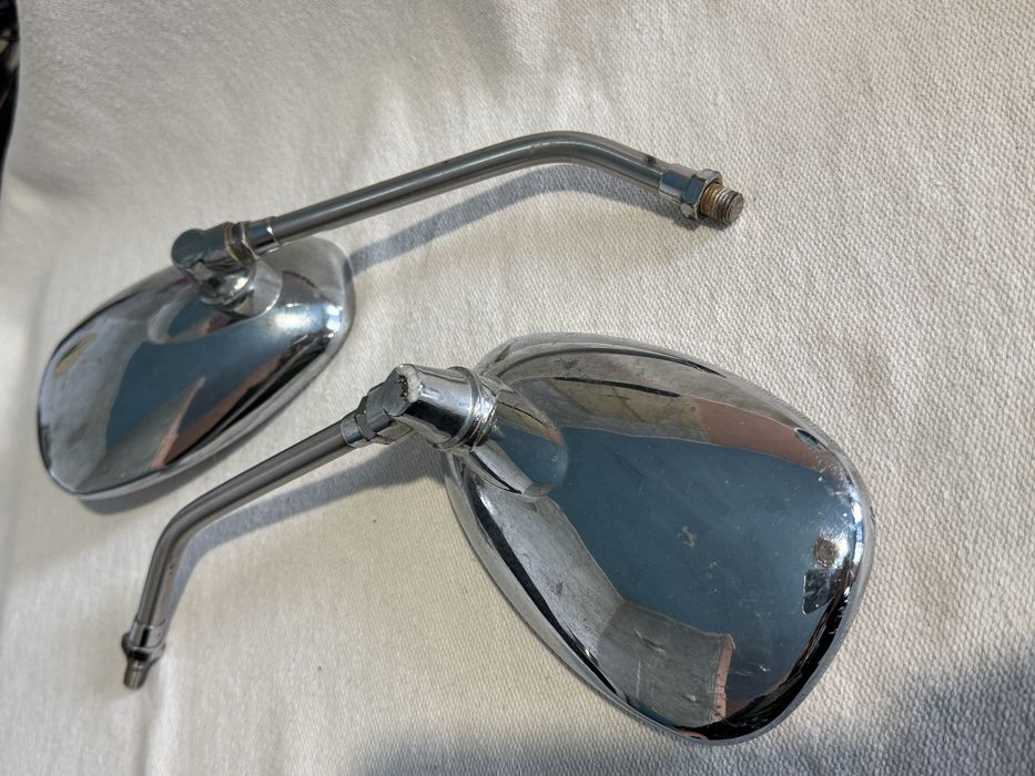 Два броя огледала за мотор