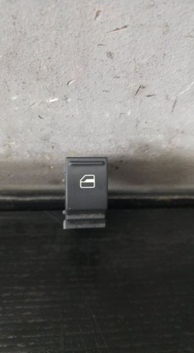 Buton geam electric stanga spate seat altea 5p1 7lb