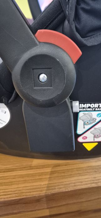 2 бр. Столчета за кола  Phil&teds от новородено до 1 г.