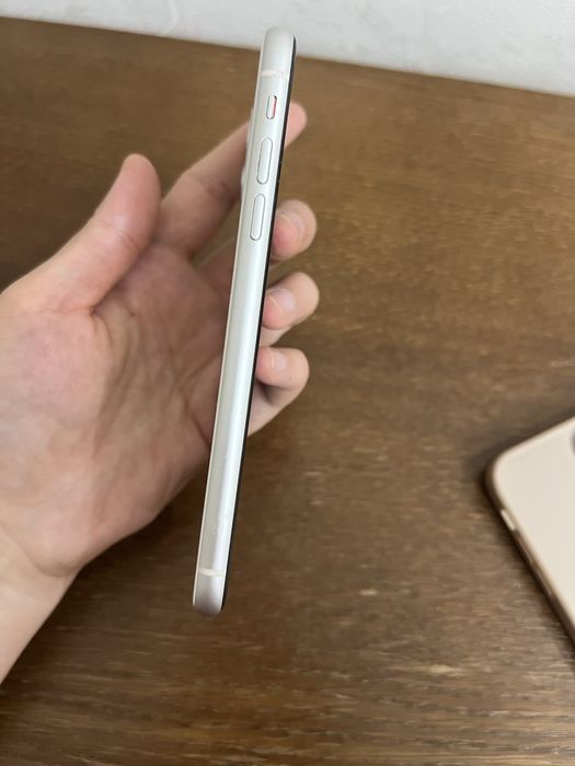 Продается iphone 11 128ГБ