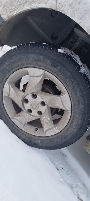 Vând Jante aliaj originale Dacia Duster anvelope 2025-2023