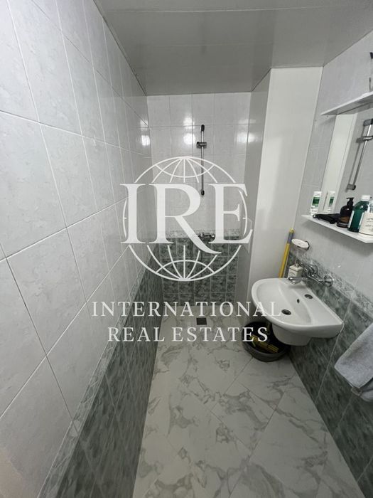 Продава се Четиристаен апартамент в Варна, Младост 1 - 80 кв.м за 1141 €/кв.м - Снимка #11