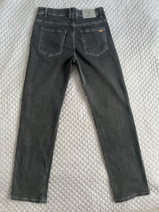 Джинсы фирмы Gant