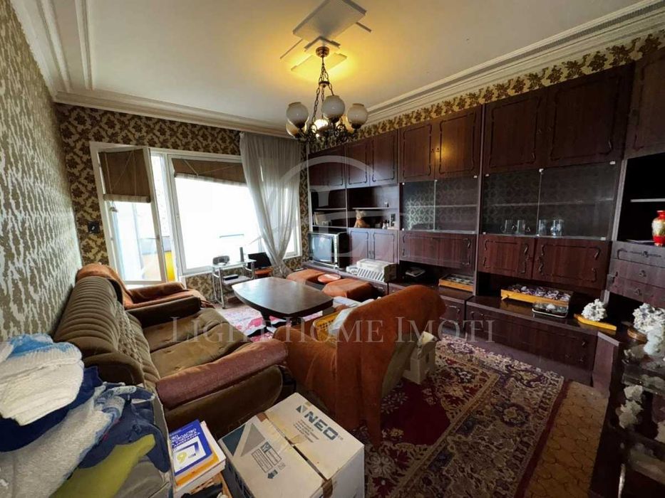 Продава се Тристаен апартамент в Пловдив, Тракия - 86 кв.м за 724 €/кв.м - Снимка #1