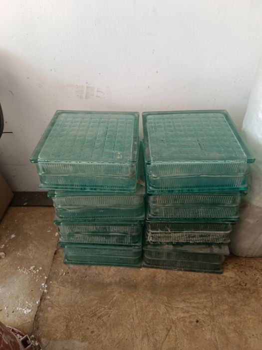 Продам стеклянные блоки