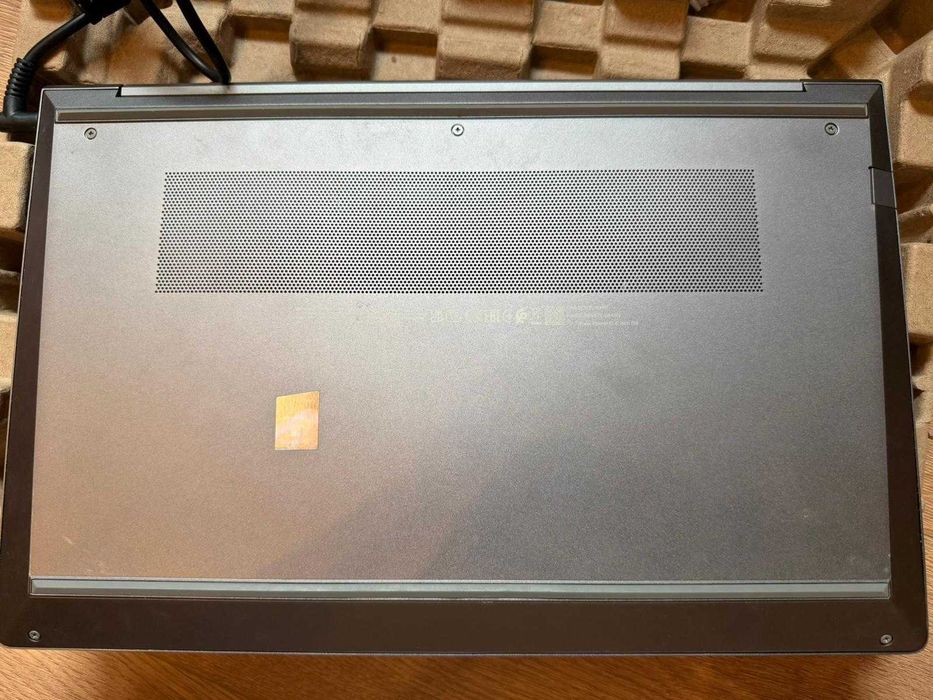 Laptop HP Zbook G-9