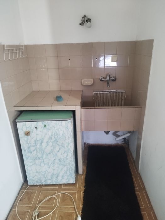 Студио под наем  до градската градина