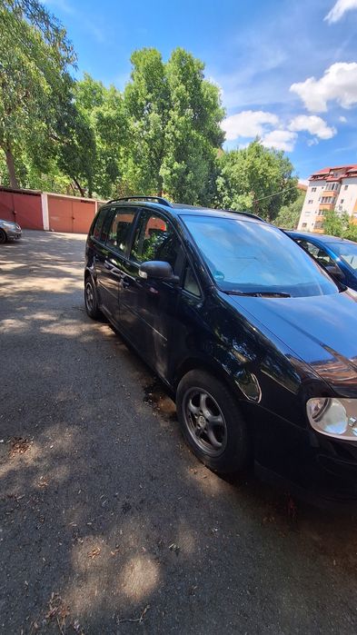 VOLKSWAGEN Touran 2005 — imagine 4