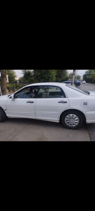 Продам диаманта белого