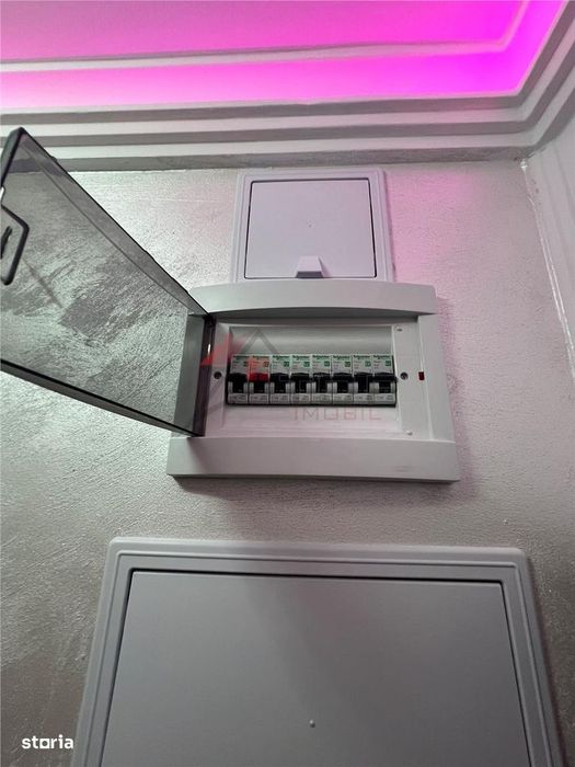 Vanzare camera camin renovata complet