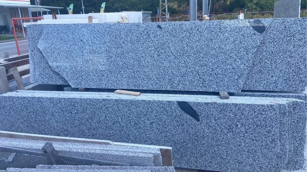 Стъпала от полиран гранит 130/33/2 см + 130/16/1.8 см ПРОМОЦИЯ ЯНУАРИ