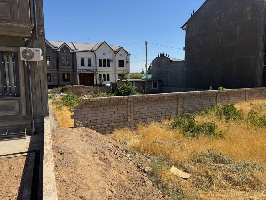 Toshkent tumani qizg'aldoq kochasi yer sotiladi  (orien  jiddah milliy