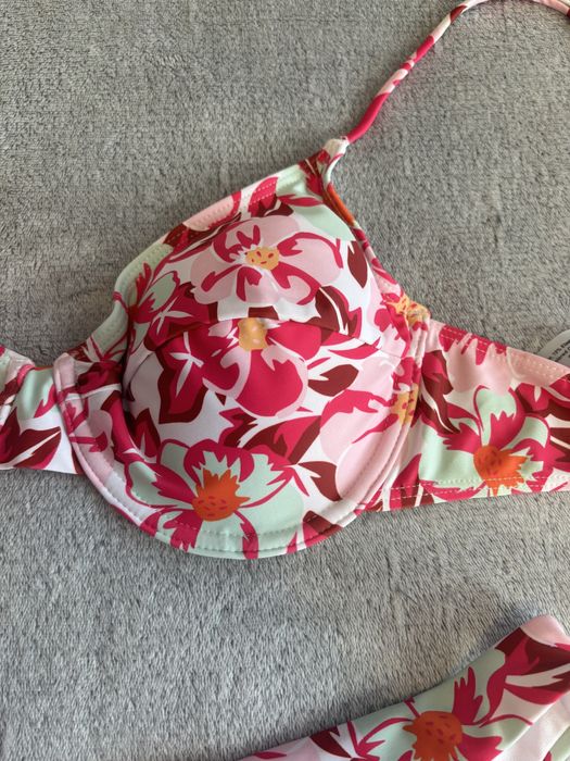 Дамски бански -цели и половинки