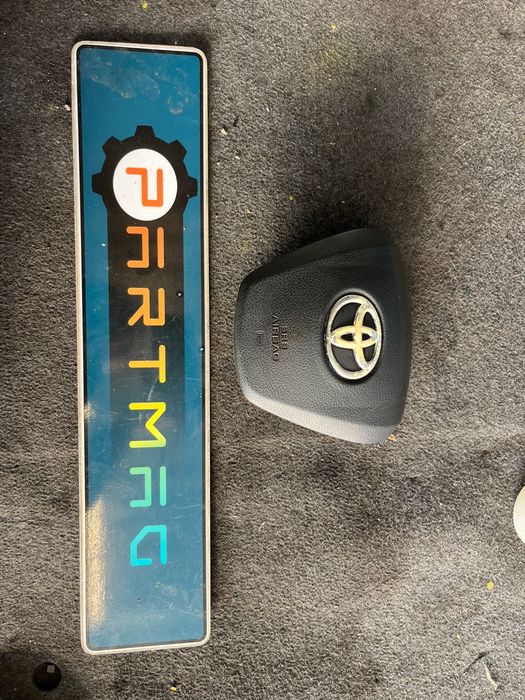 Бег еърбег аирбег Airbag Toyota Avensis