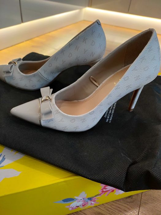 елегантни обувки DKNY