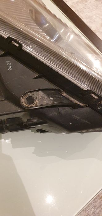 Фар за Тойота Рав 4