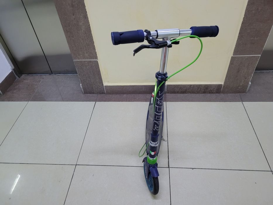 Самокат ROCES покупался в Спортмастере