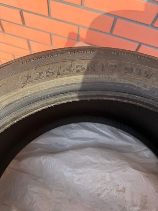 Резины летние 225/45R17