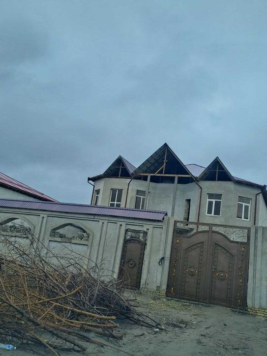 Жой сотилади 1300 кв метр