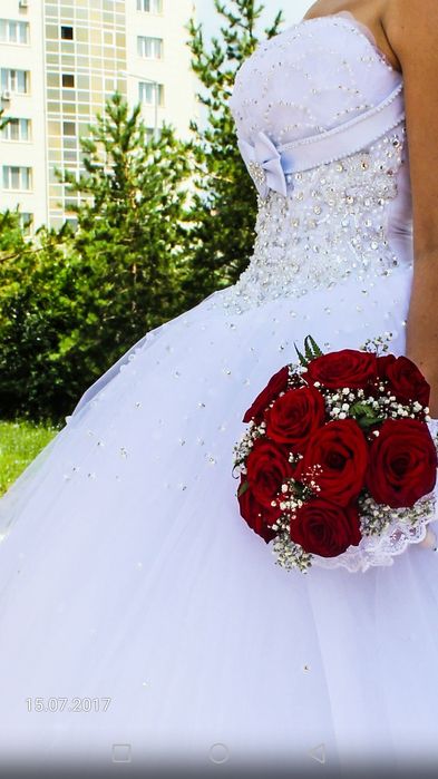 Свадебное платье