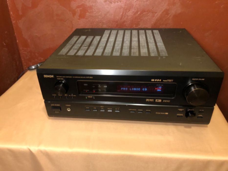 Denon AVR-3300 Resiver