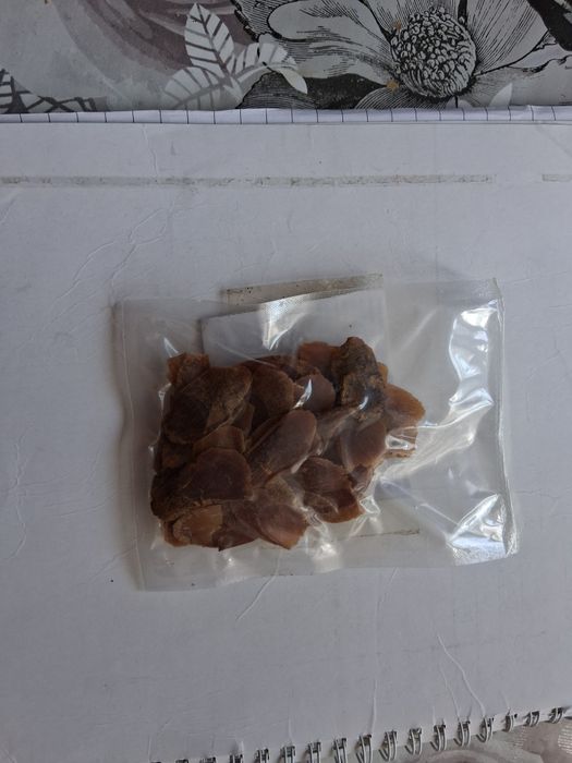 Продавам жен шен корен