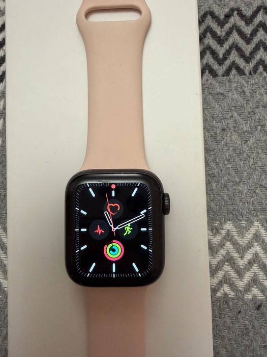 Смарт часы Apple Watch 6