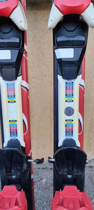 Schiuri Atomic Race 130 cm