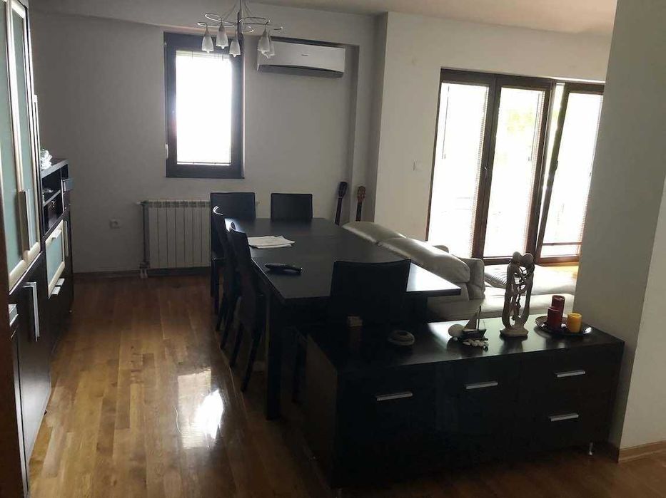 Дава се под наем Двустаен апартамент в Бургас, Братя Миладинови - 64 кв.м за 224.4 € - Снимка #1