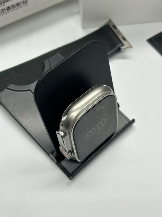 Apple Watch ULTRA 2 - 49mm Titanium - STARE 10/10 + Garantie