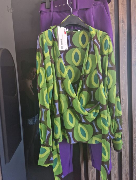 Нови! Панталон и риза ZARA общо за 39 лв.