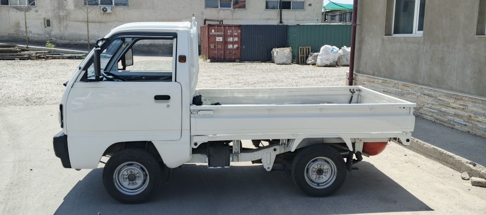 Labo sotiladi Лабо сотилади Сирочни 6.200 $ !!!