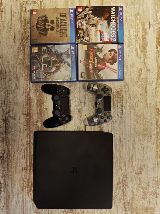 Ps4 Slim 1Tb + cateva jocuri