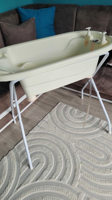 Вана със стойка Cangaroo