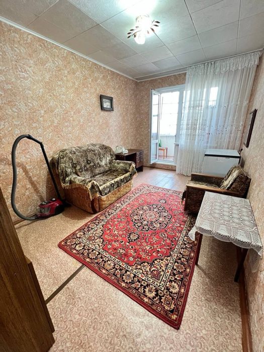 Продам 4-х комнатную квартиру