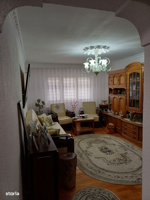 Apartament 2 camere Burdujeni de vânzare