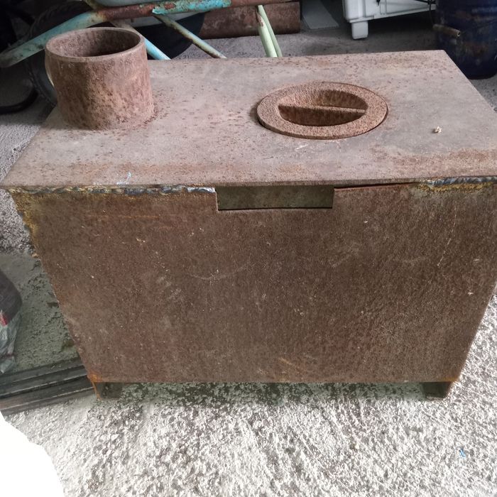 Продам буржуйку 30000т.