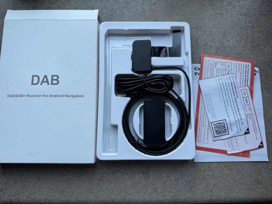 Продавам мултимедиа ESSGOO Car Radio Android14 Carplay 7“ за Ford