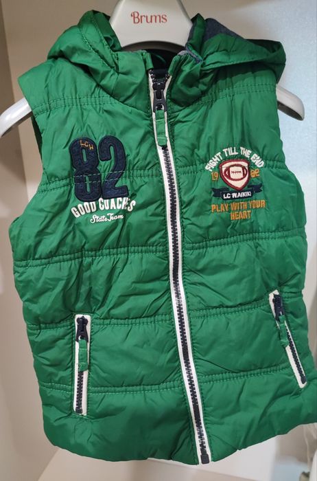 Жилетка детская с капюшоном