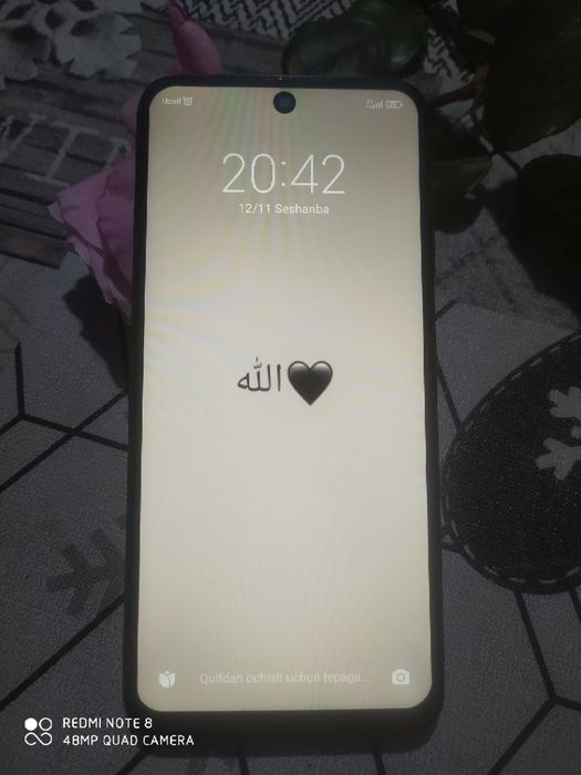 Redmi 10  6ram 128 hotira ishlashiga ozm garantiya  beramn