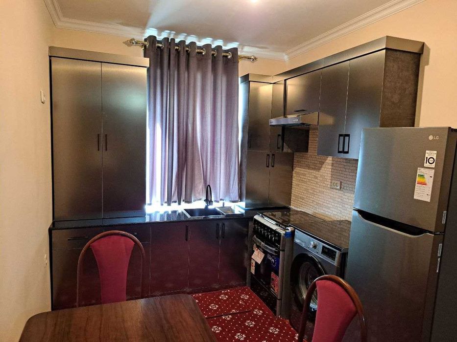 Сдается 3х квартира ( спитамент шох кучаси )