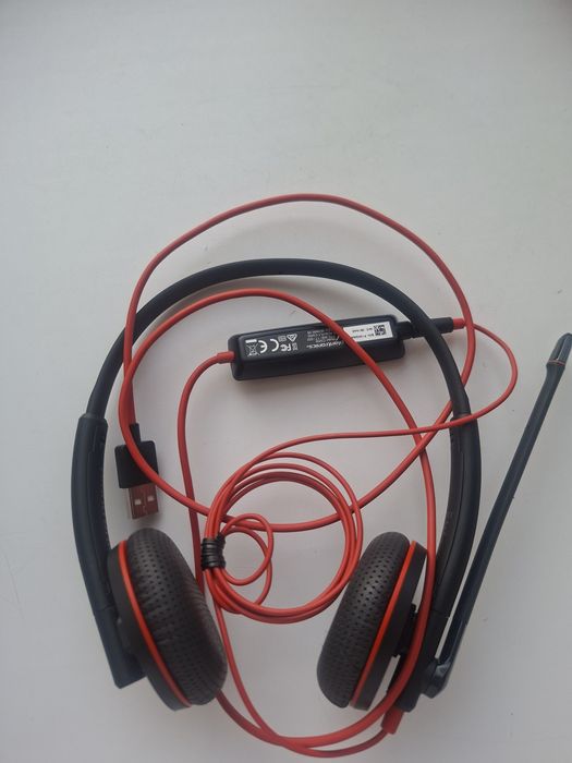 Наушники Plantronics C3200
