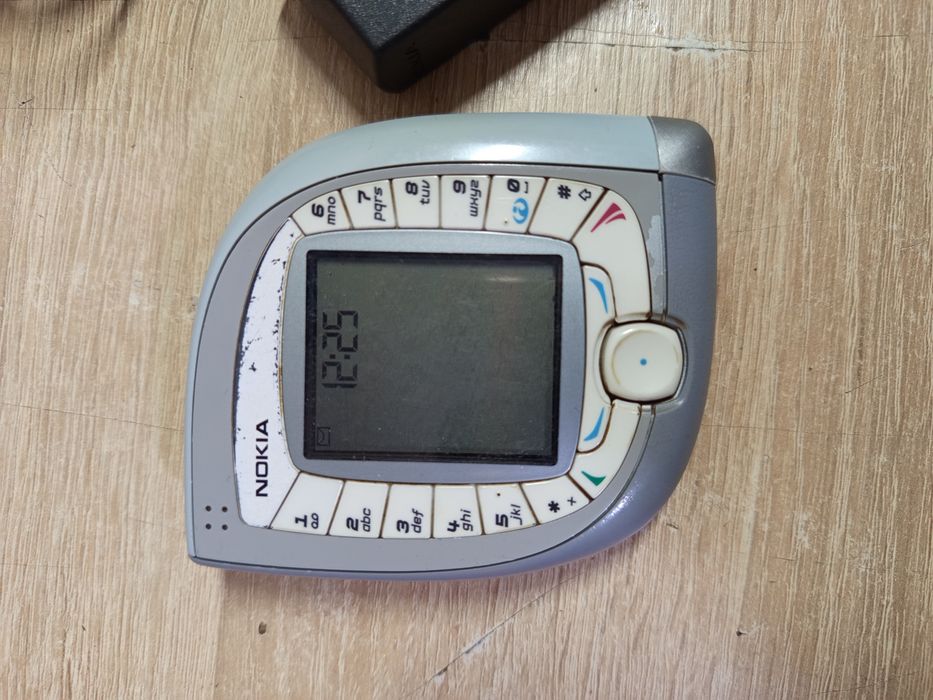 Телефон "Nokia"7600
